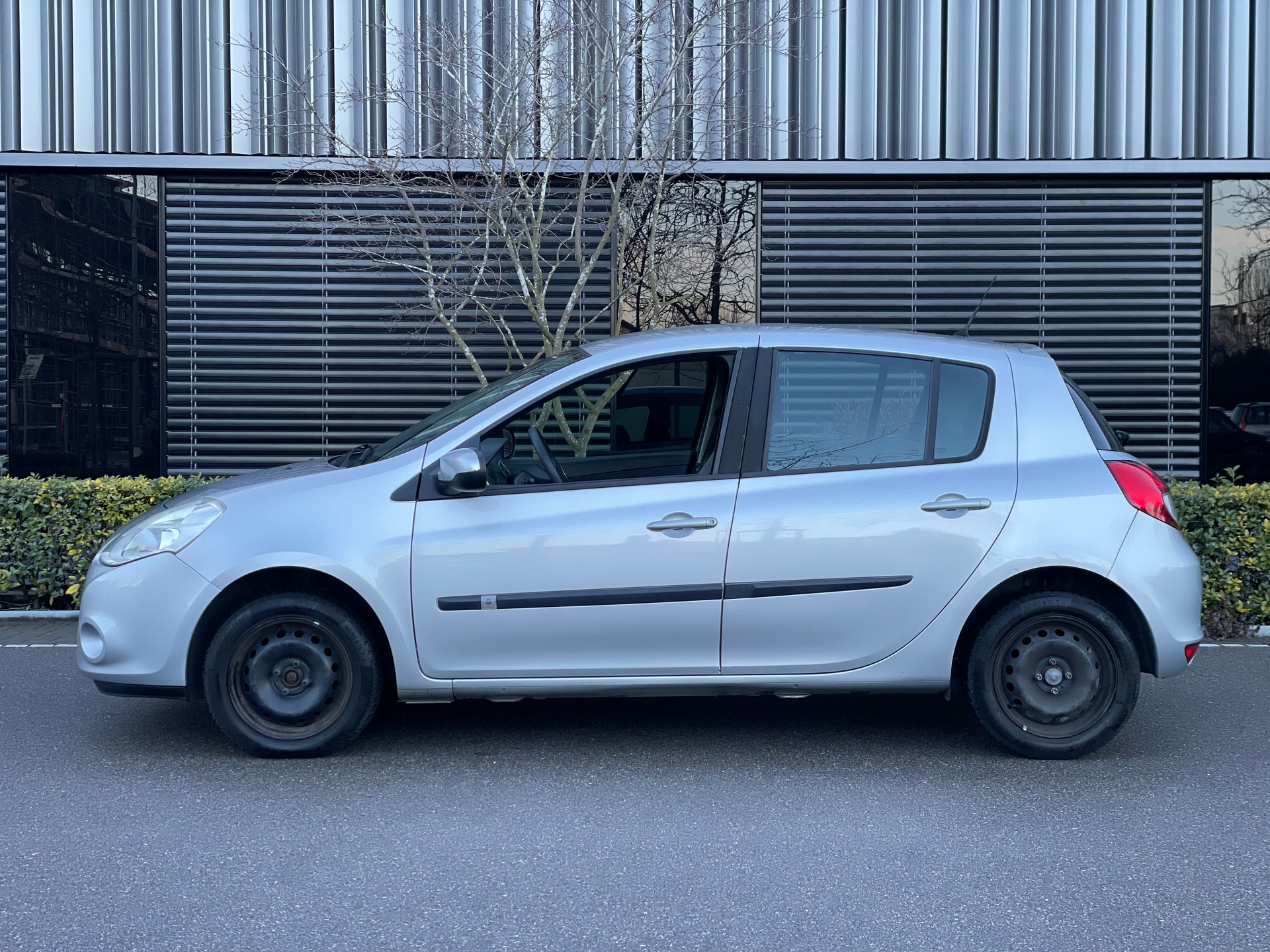 RENAULT Clio 1.2 16V Expression-image-2
