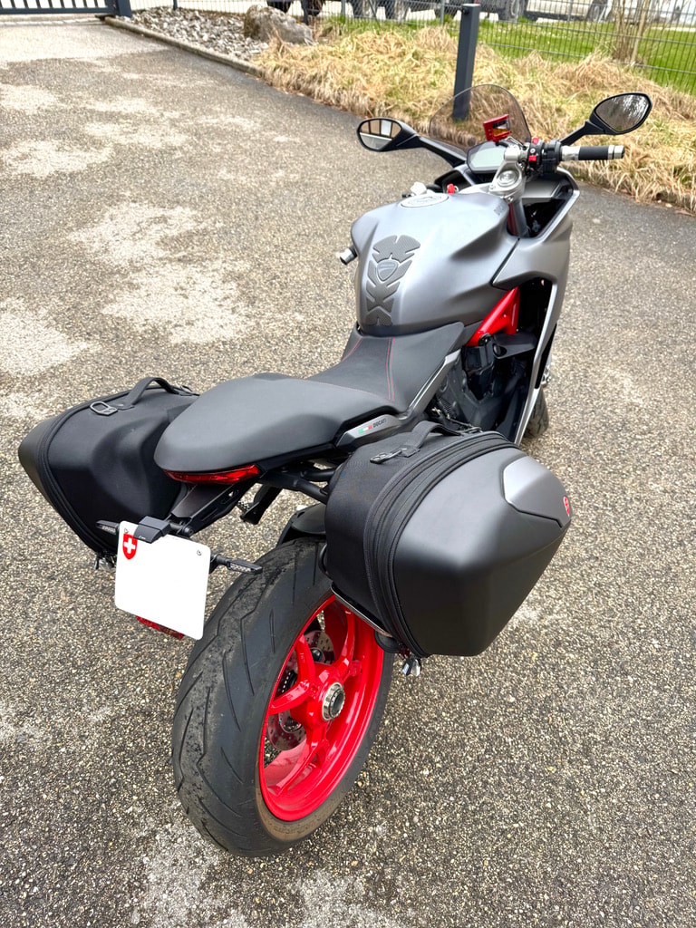 DUCATI 950 Supersport-image-4