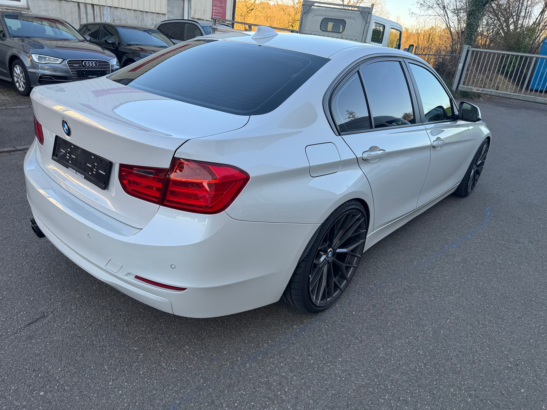 BMW 335d xDrive Modern Line Steptronic-image-2