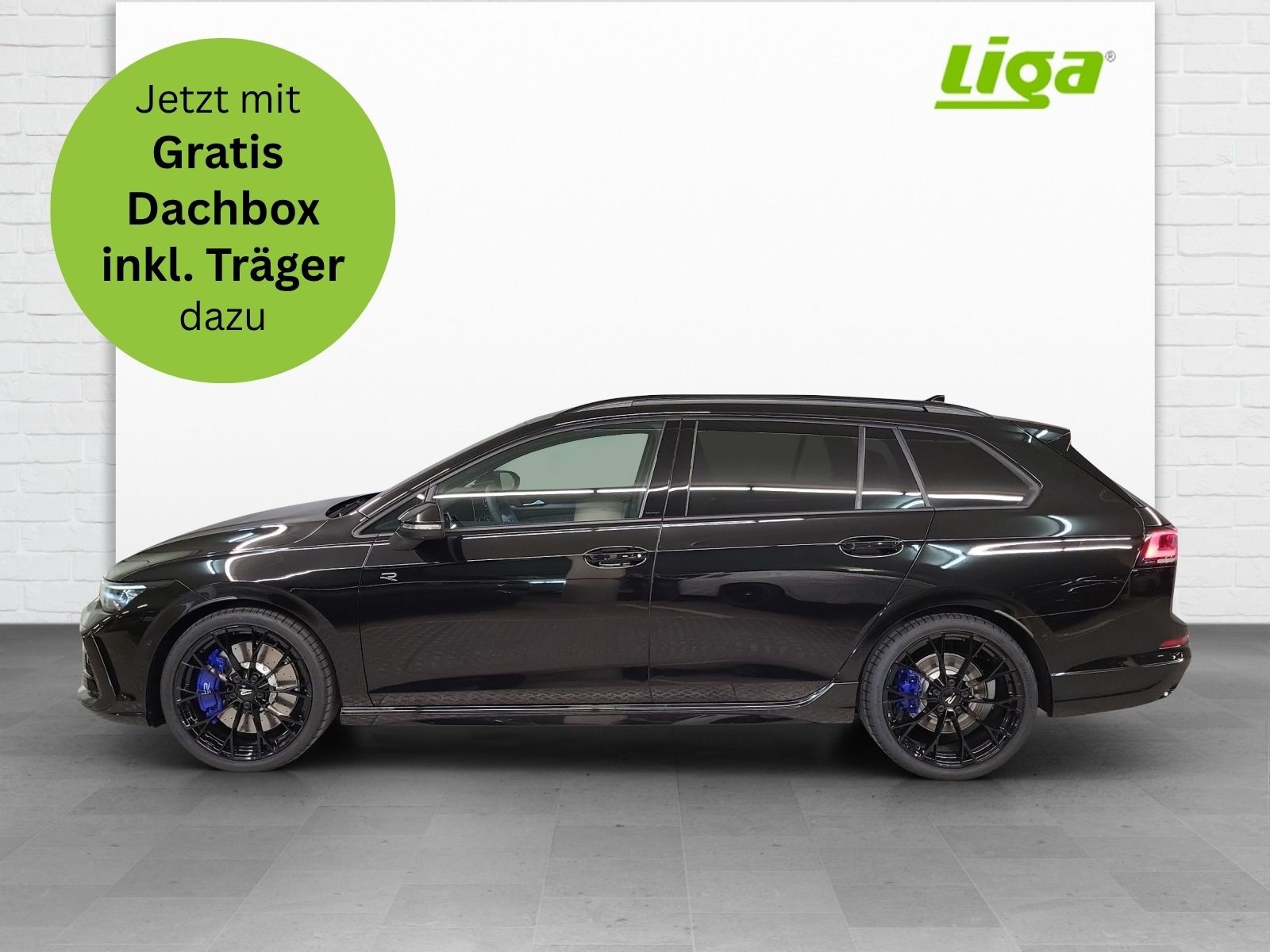 VW Golf VIII Variant 2.0 TSI R DSG 4motion-image-0