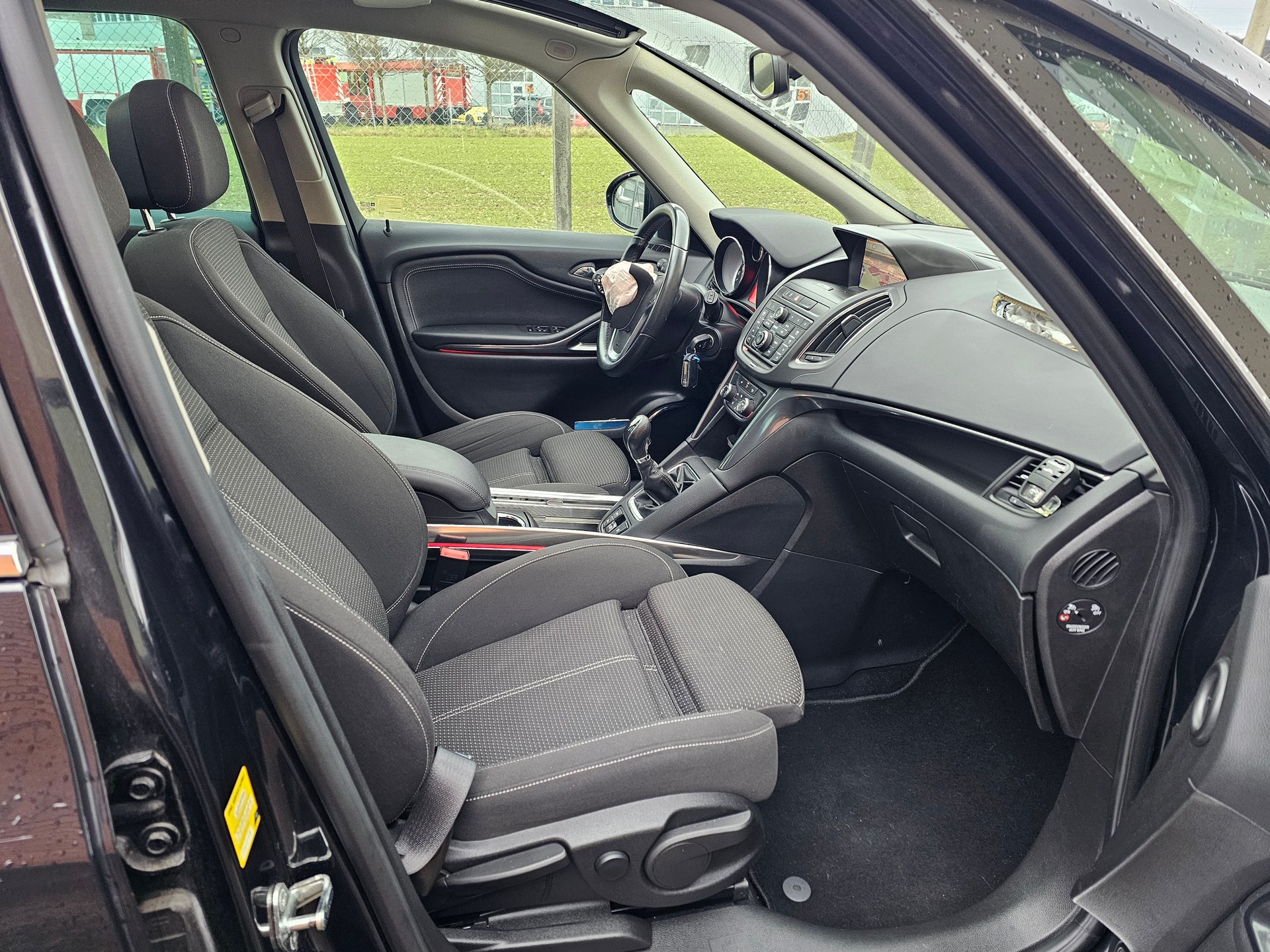 OPEL Zafira Tourer 2.0 CDTi BiTurbo Cosmo-image-9