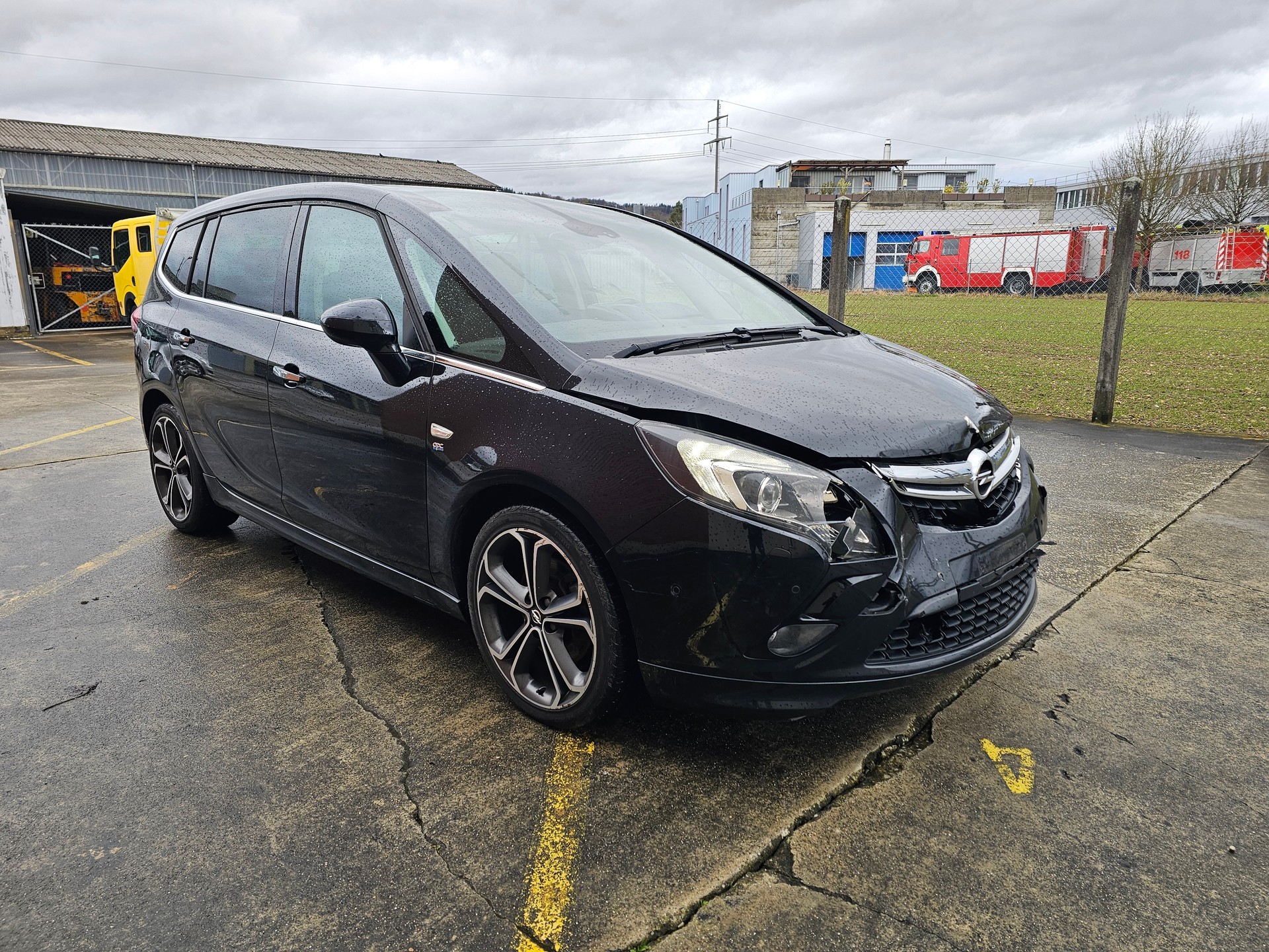OPEL Zafira Tourer 2.0 CDTi BiTurbo Cosmo-image-5