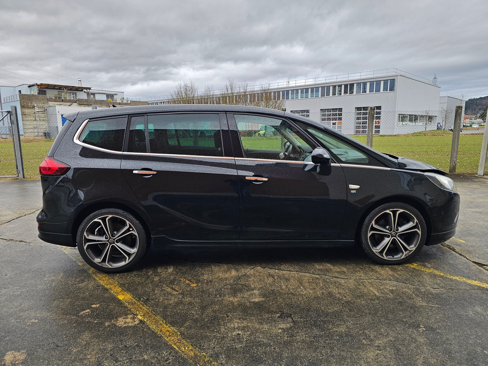 OPEL Zafira Tourer 2.0 CDTi BiTurbo Cosmo-image-4