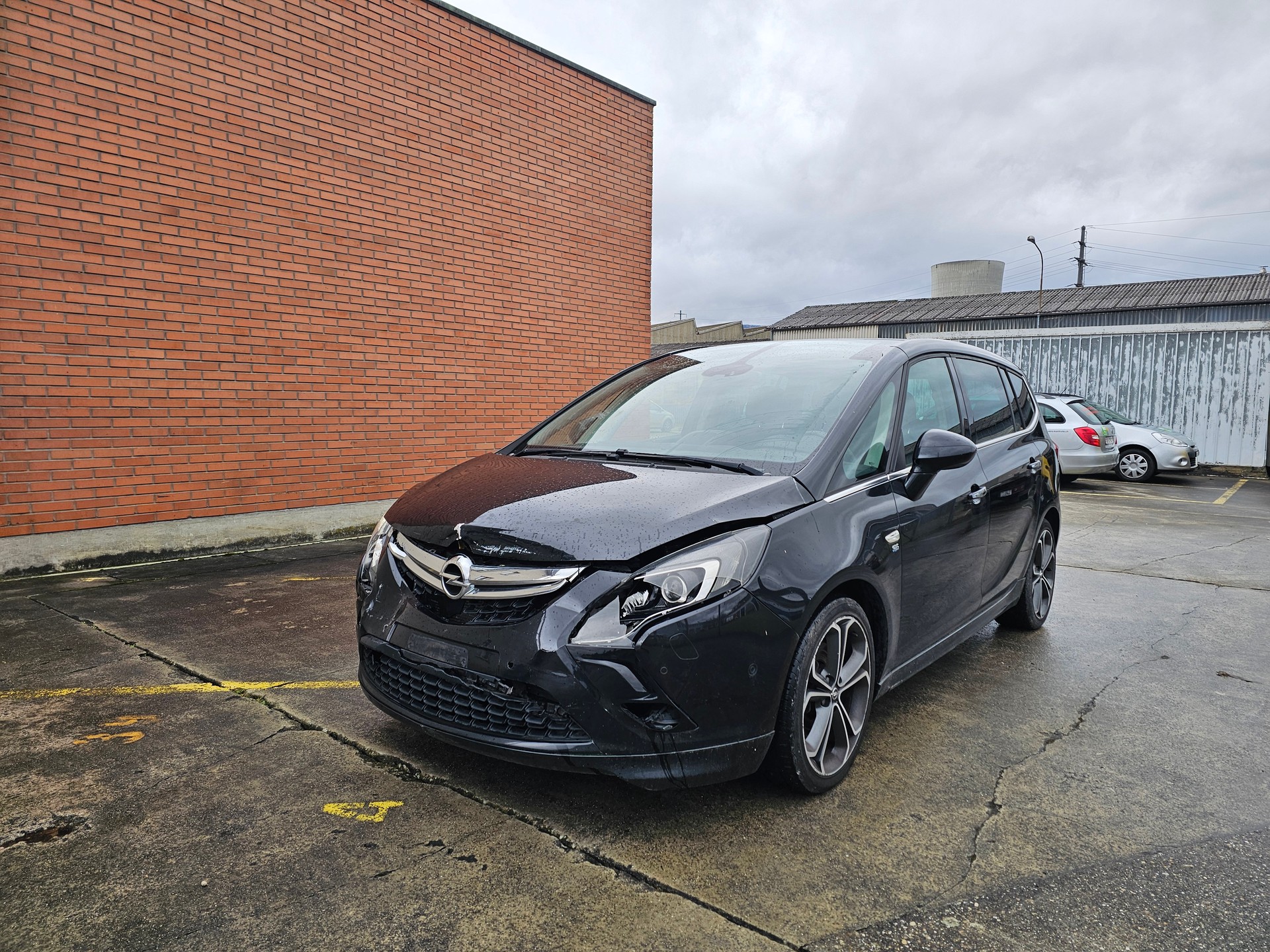 OPEL Zafira Tourer 2.0 CDTi BiTurbo Cosmo-image-0