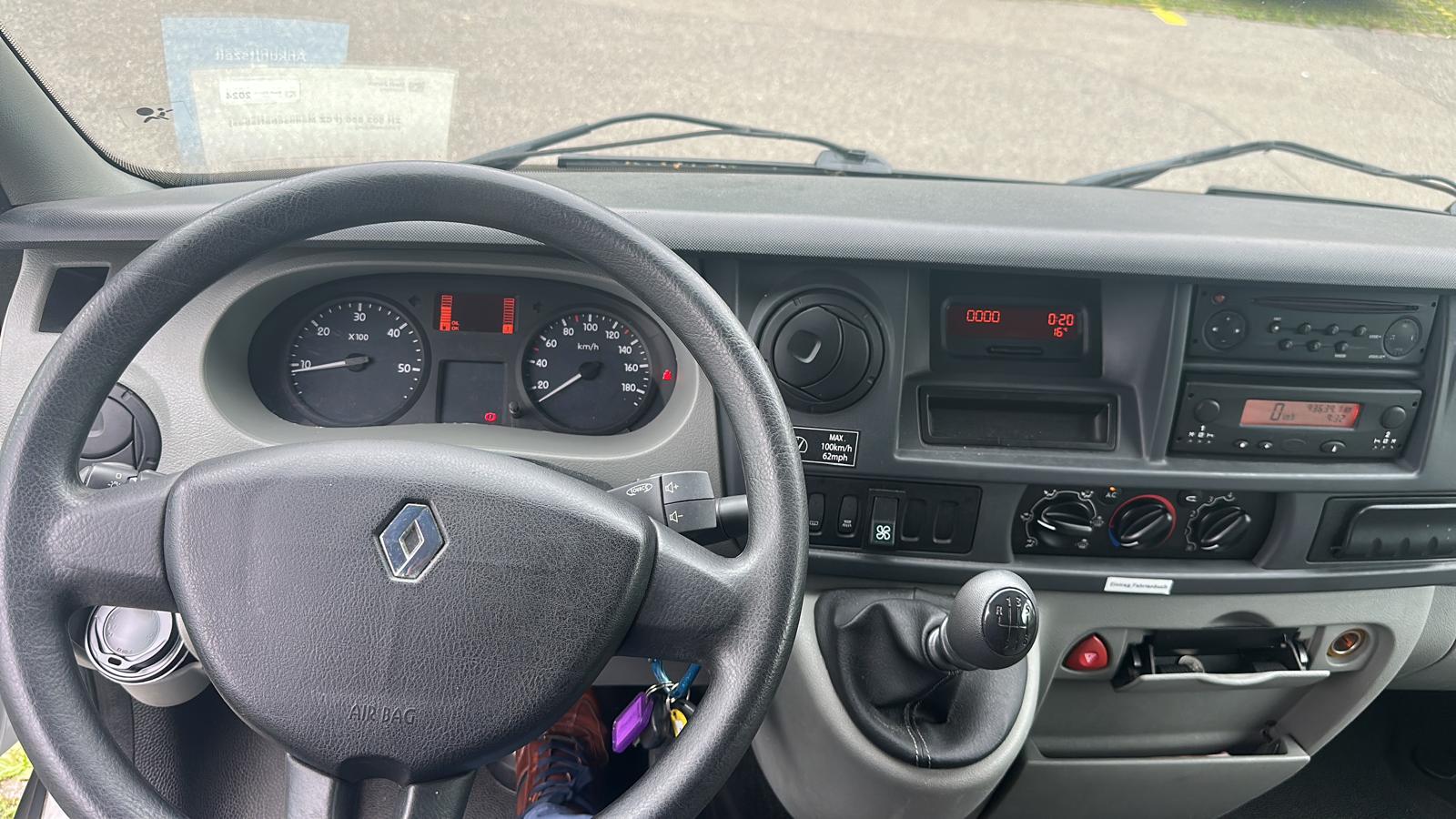 RENAULT Master T39 2.5dCi L3H2-image-4