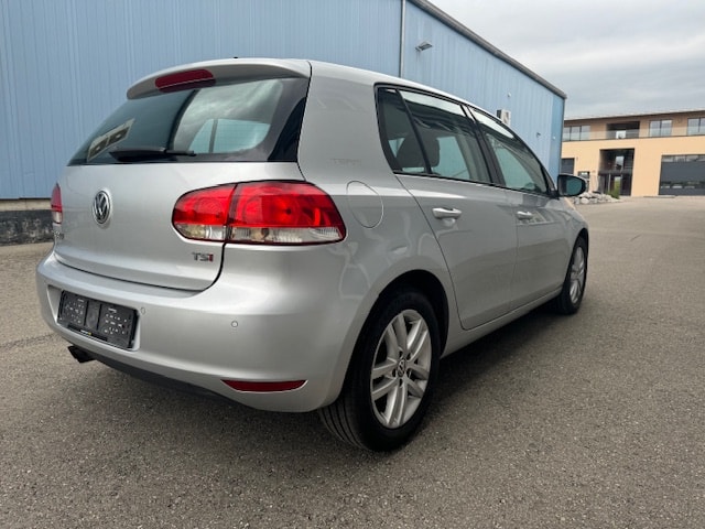 VW Golf 1.4 TSI Team DSG-image-4