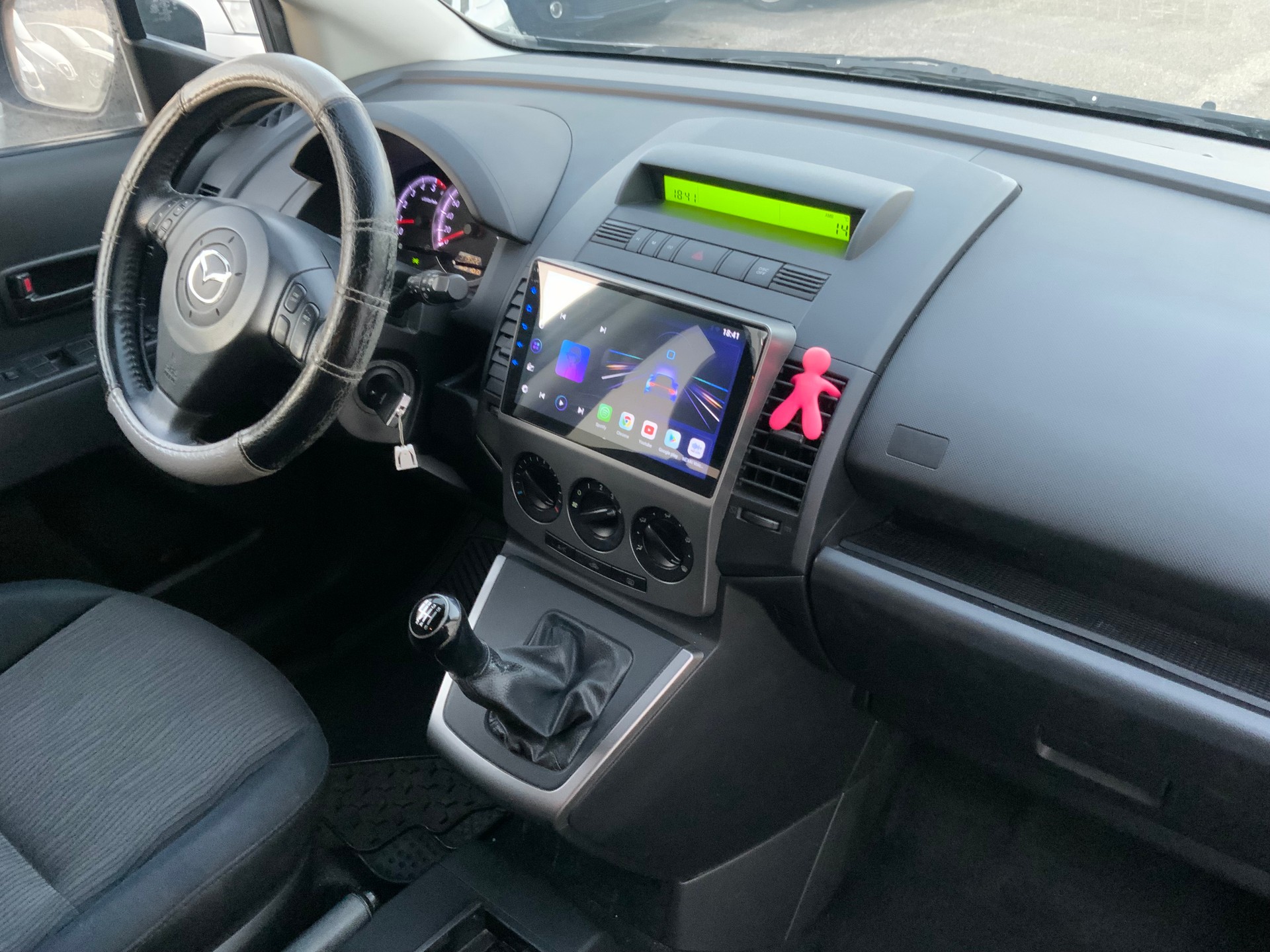 MAZDA 5 2.0d 16V Confort-image-10