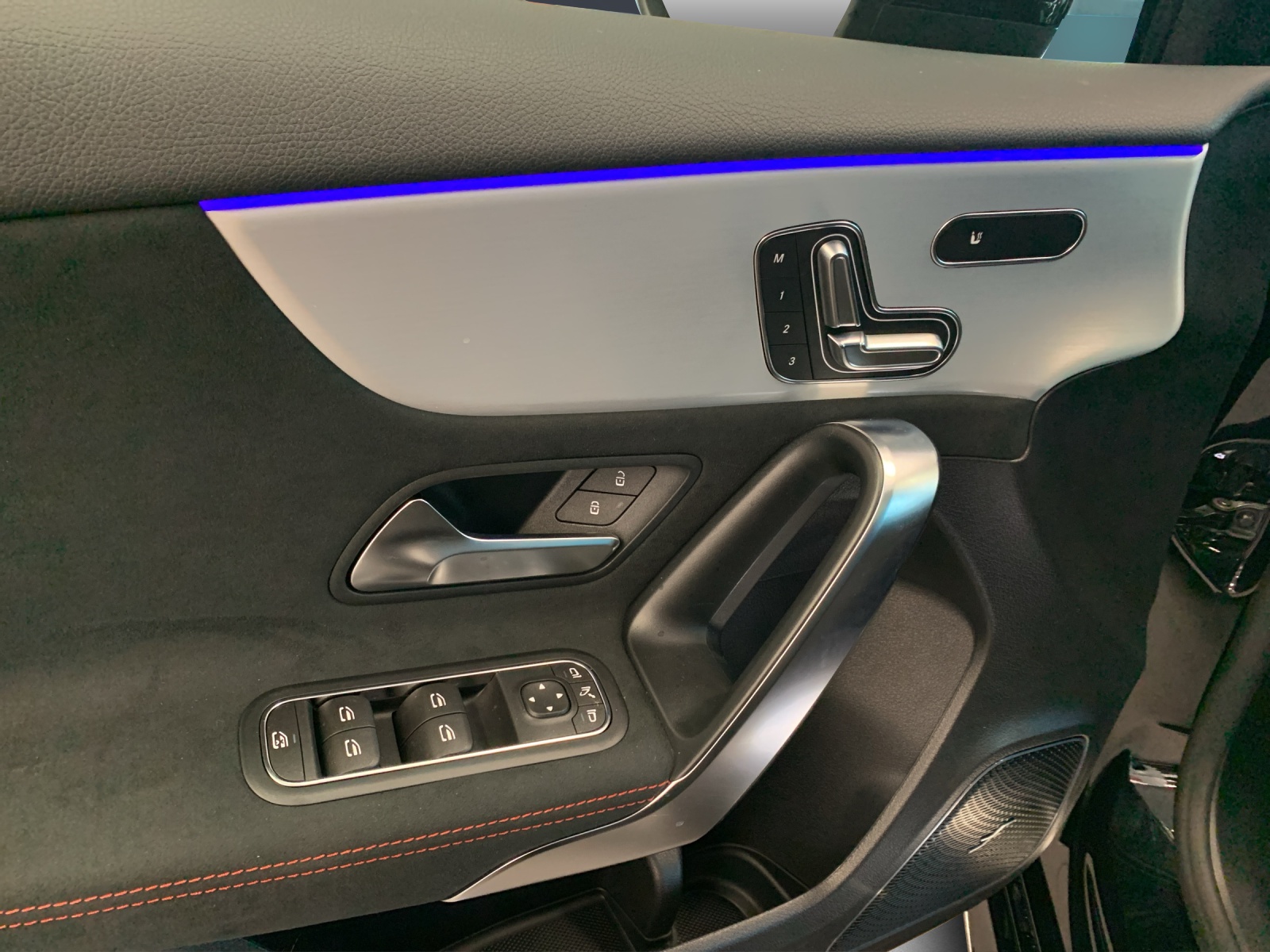 MERCEDES-BENZ A 45 S 4MATIC+-image-5