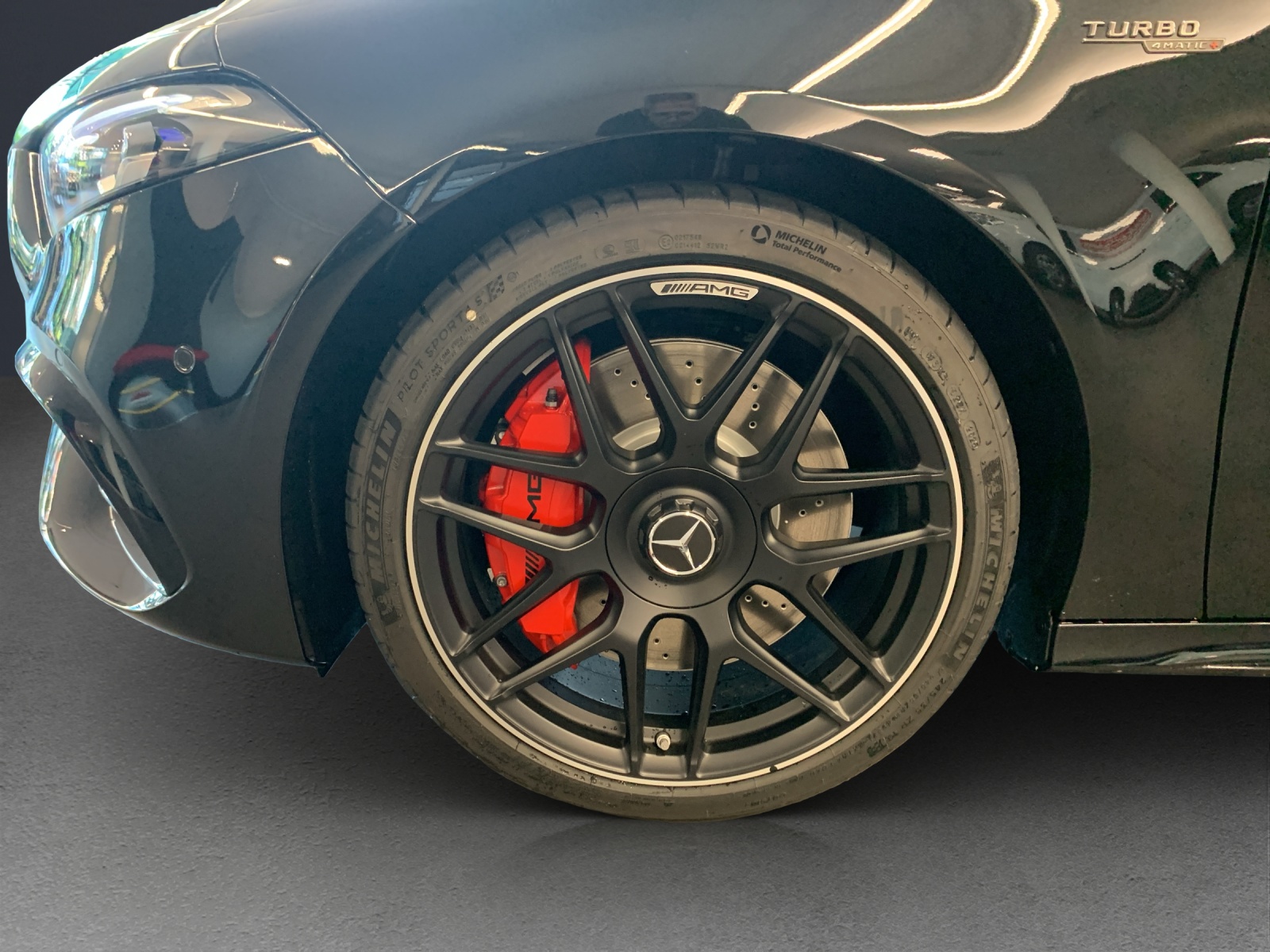 MERCEDES-BENZ A 45 S 4MATIC+-image-12