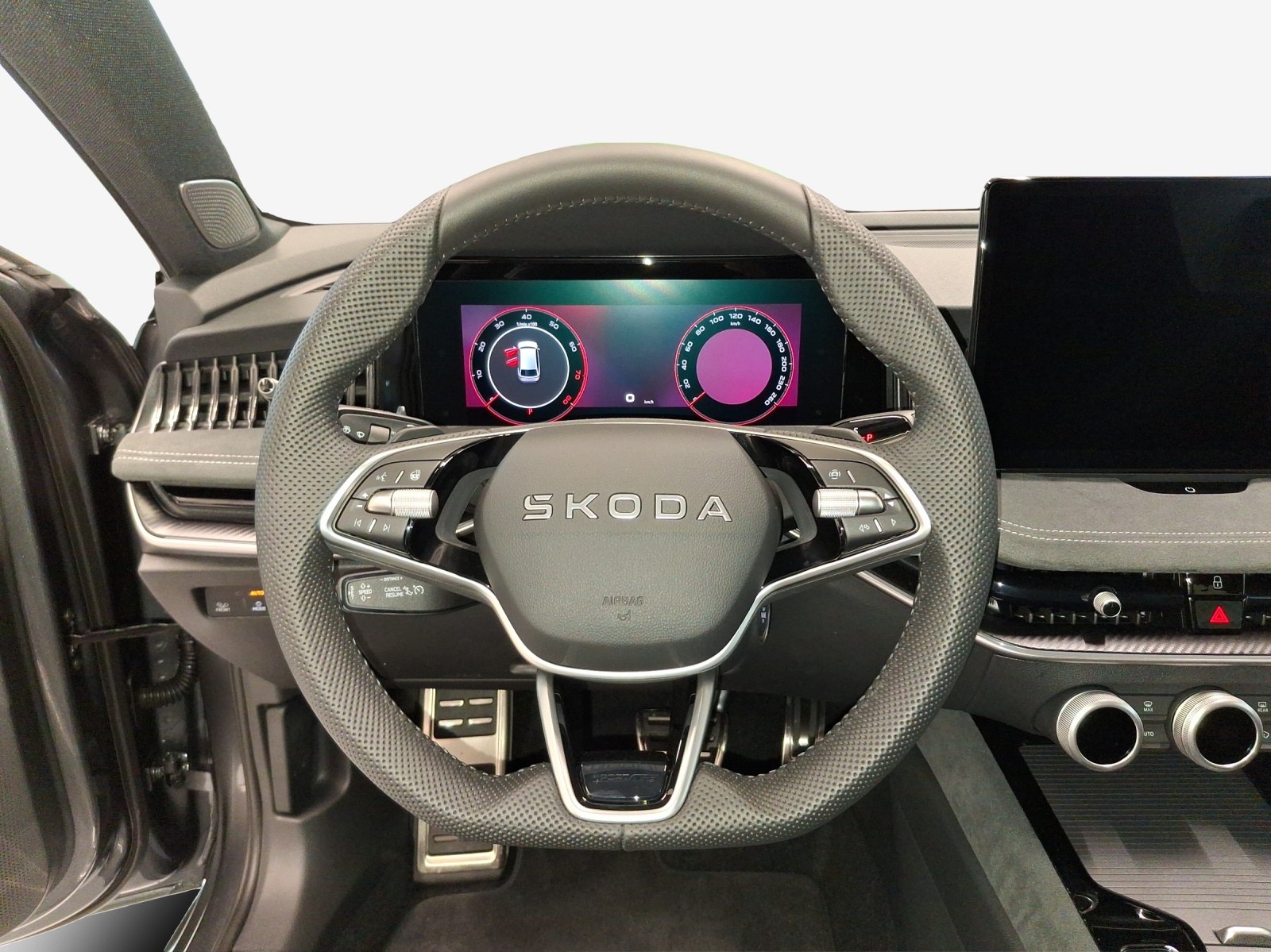 SKODA Superb Combi 2.0 TSI Sportline 4x4 DSG-image-9