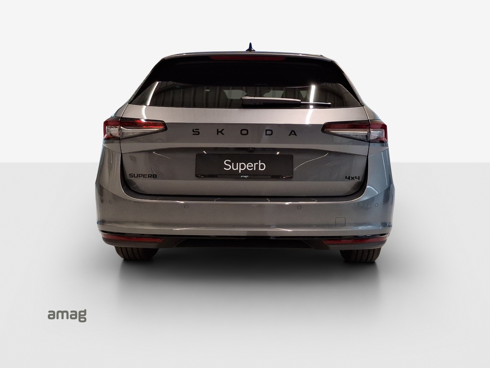 SKODA Superb Combi 2.0 TSI Sportline 4x4 DSG-image-3