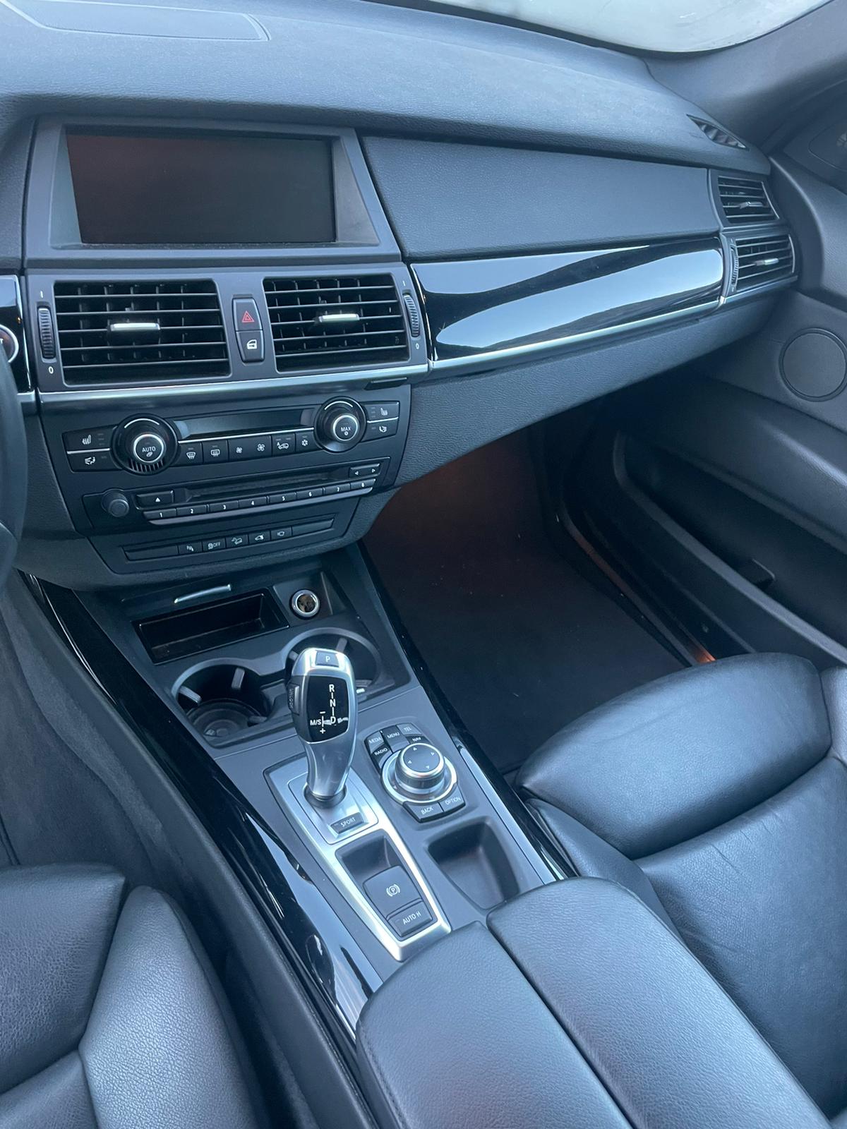 BMW X5 xDrive 40d Steptronic-image-7