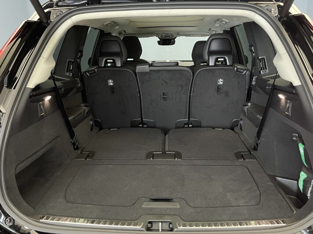 VOLVO XC90 2.0 T8 TE Ultra Dark eAWD-image-7