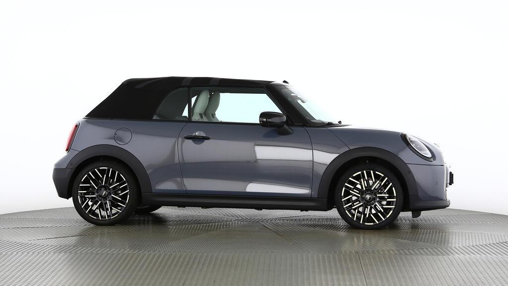 MINI Cooper S Cabrio-image-2