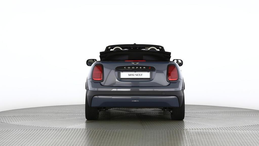 MINI Cooper S Cabrio-image-13