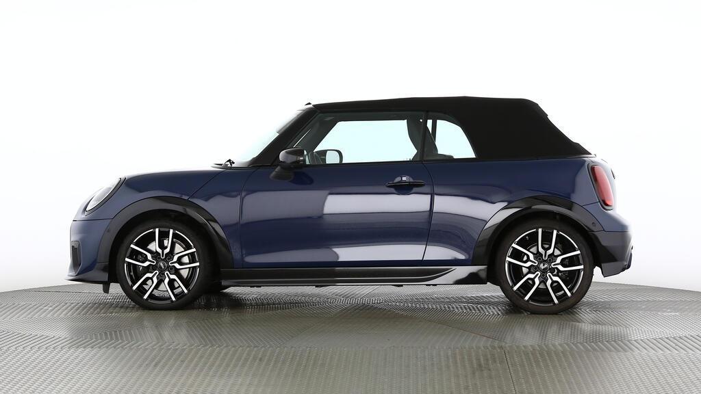 MINI Cooper S Cabrio-image-2
