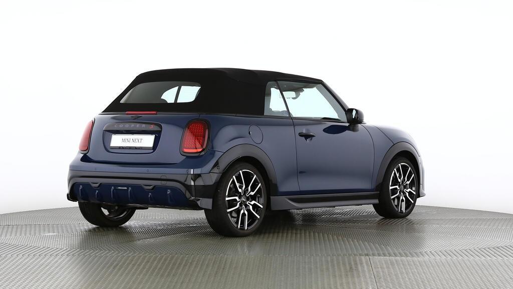 MINI Cooper S Cabrio-image-3