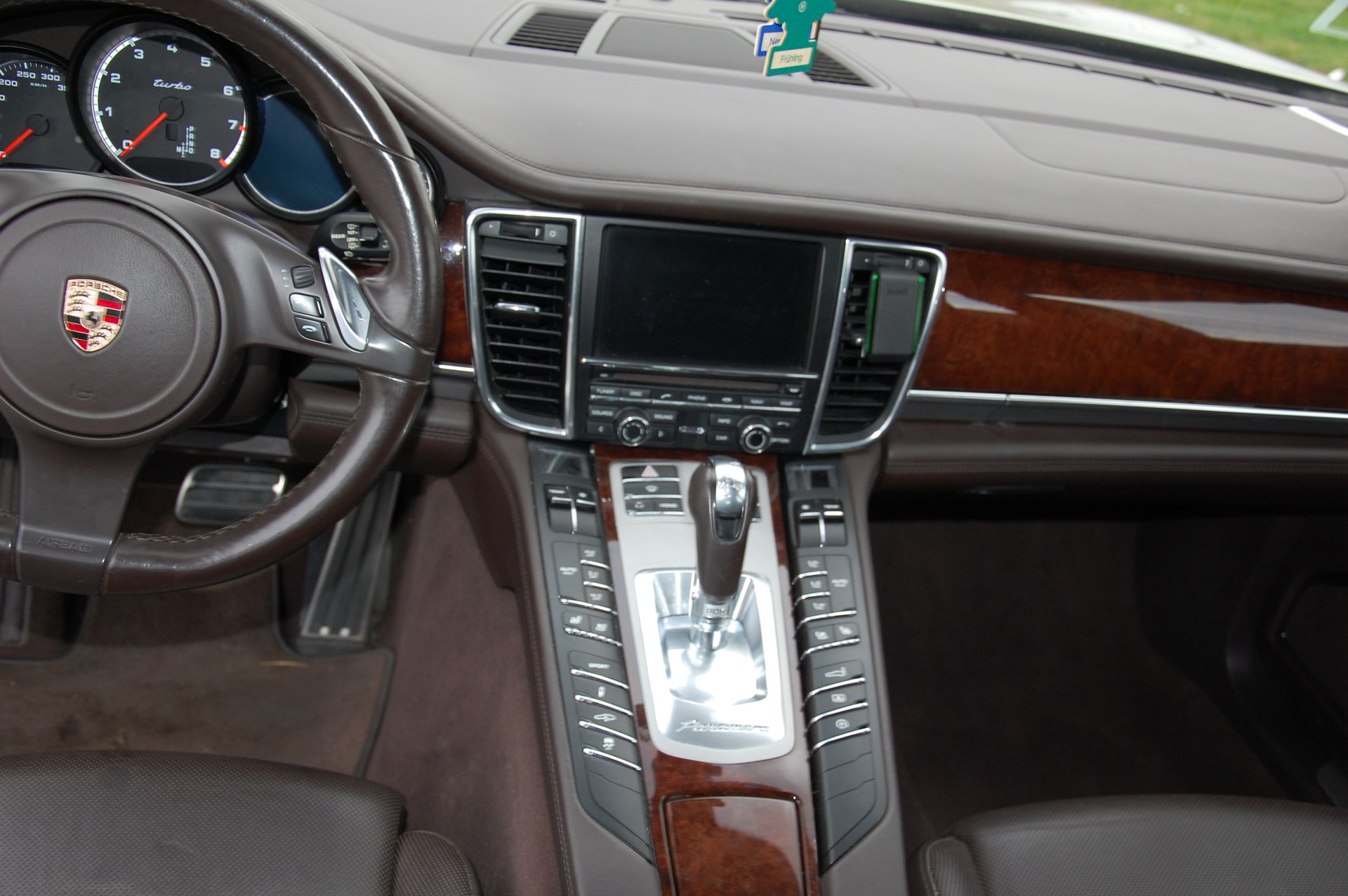 PORSCHE Panamera Turbo 4.8 PDK-image-10
