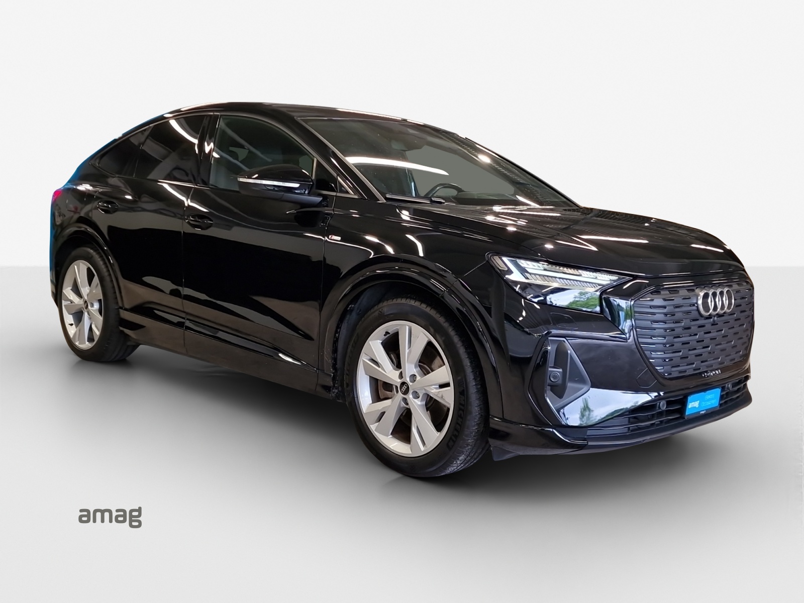 AUDI Q4 Sportback e-tron 50 quattro-image-6