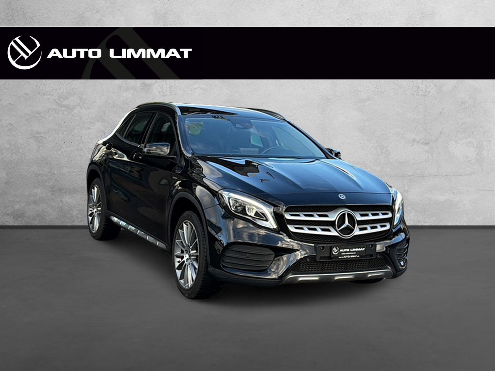 MERCEDES-BENZ GLA 250 Style 4Matic 7G-DCT-image-1
