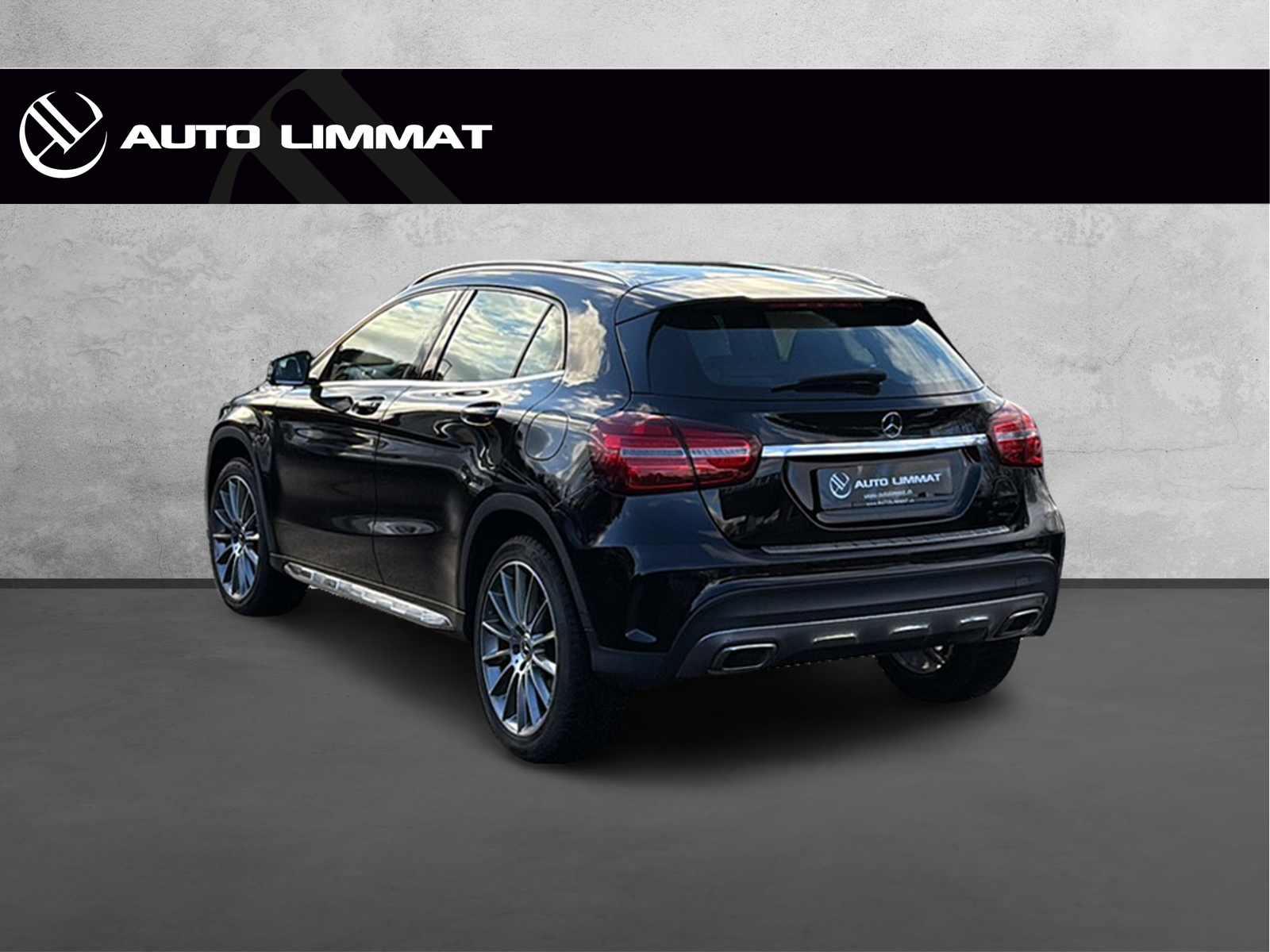 MERCEDES-BENZ GLA 250 Style 4Matic 7G-DCT-image-2