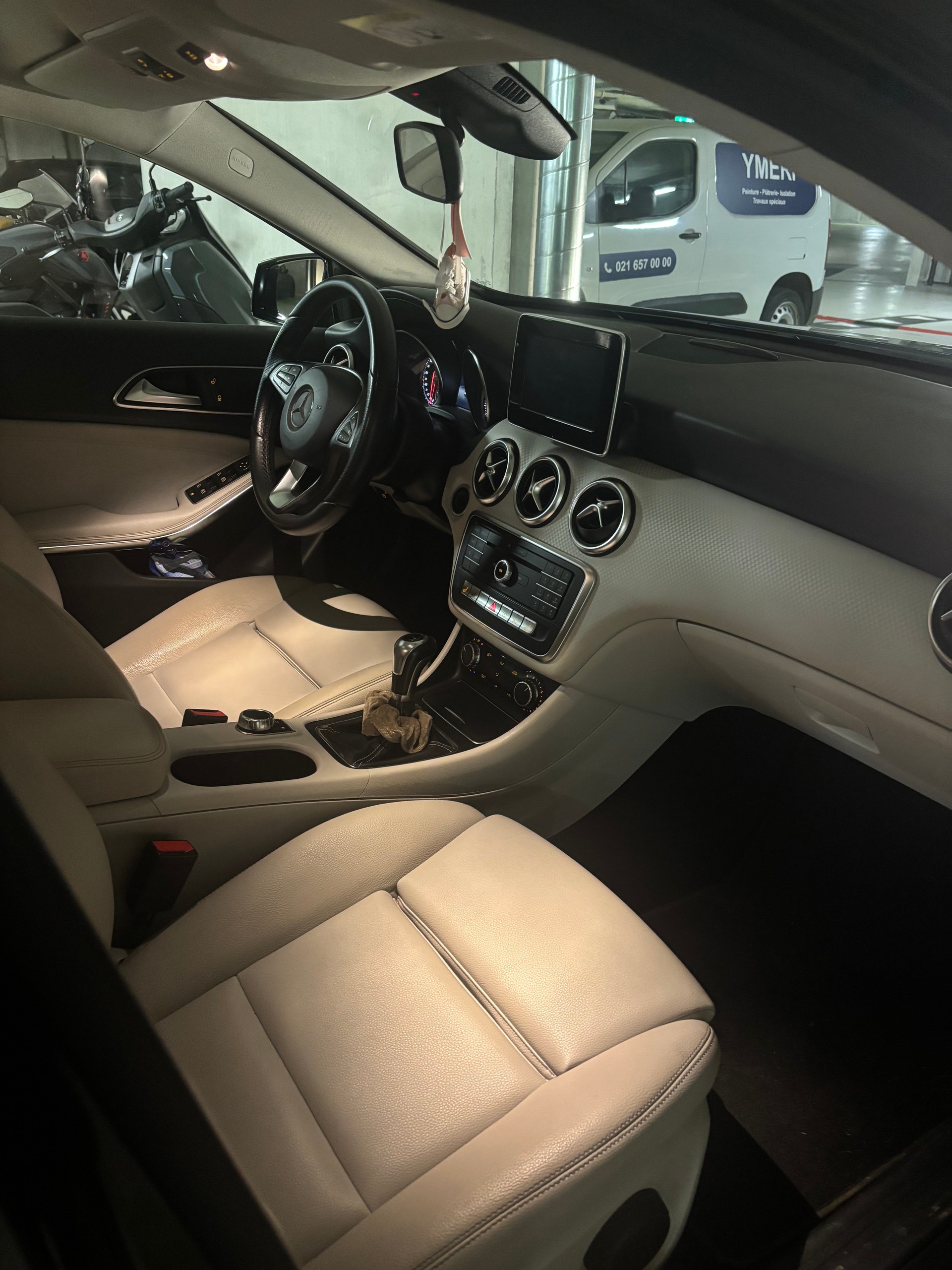 MERCEDES-BENZ A 180 Night Star-image-3