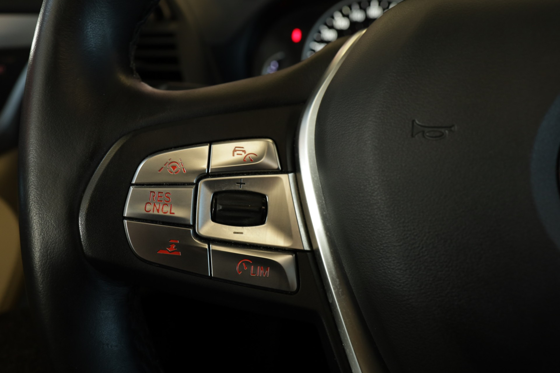BMW X3 xDrive 20i Steptronic-image-12