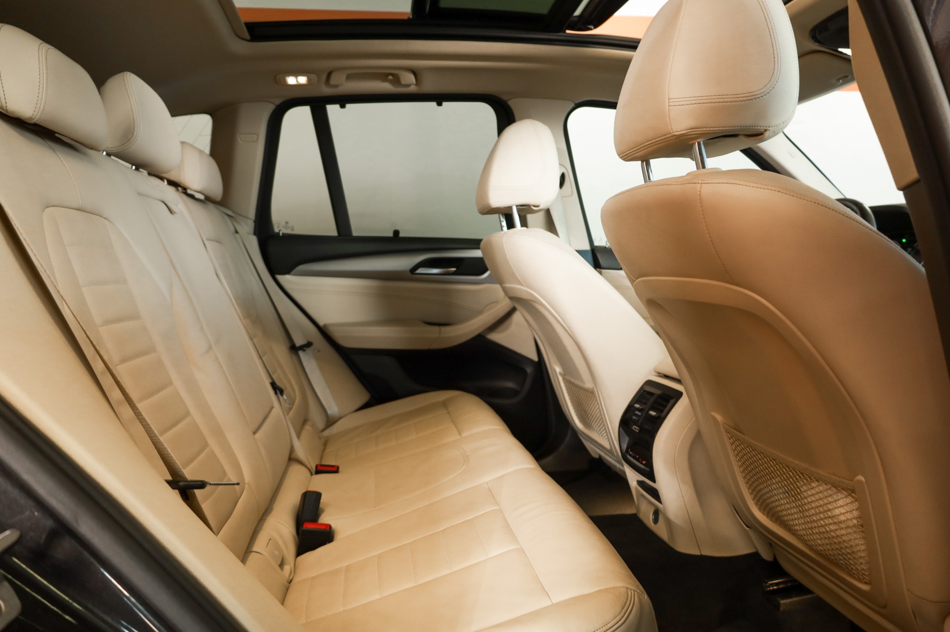 BMW X3 xDrive 20i Steptronic-image-8