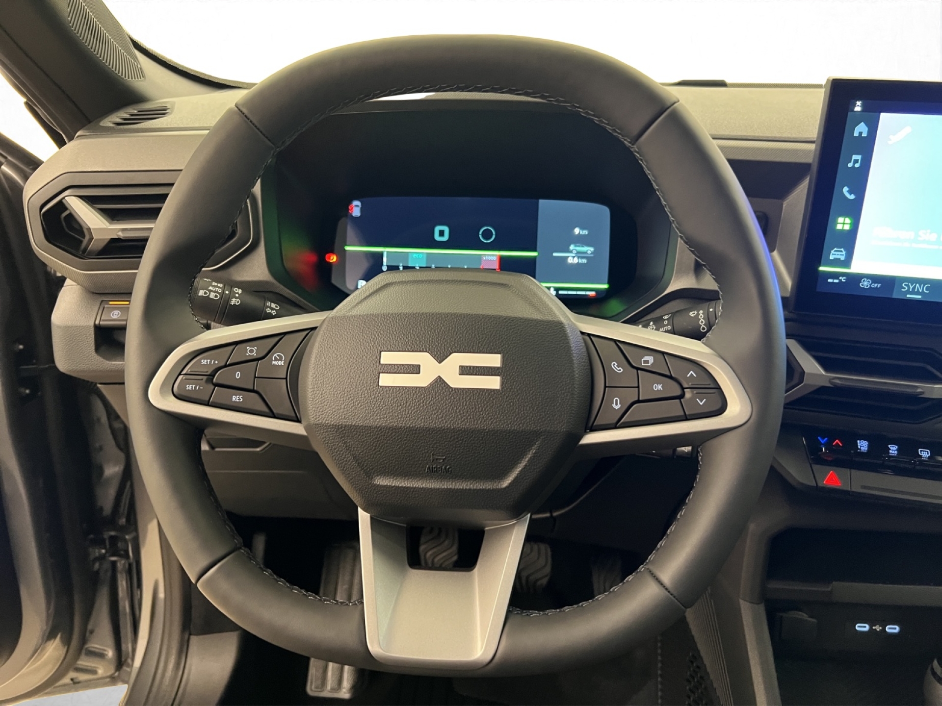 DACIA Bigster 1.2 TCe Journey-image-5