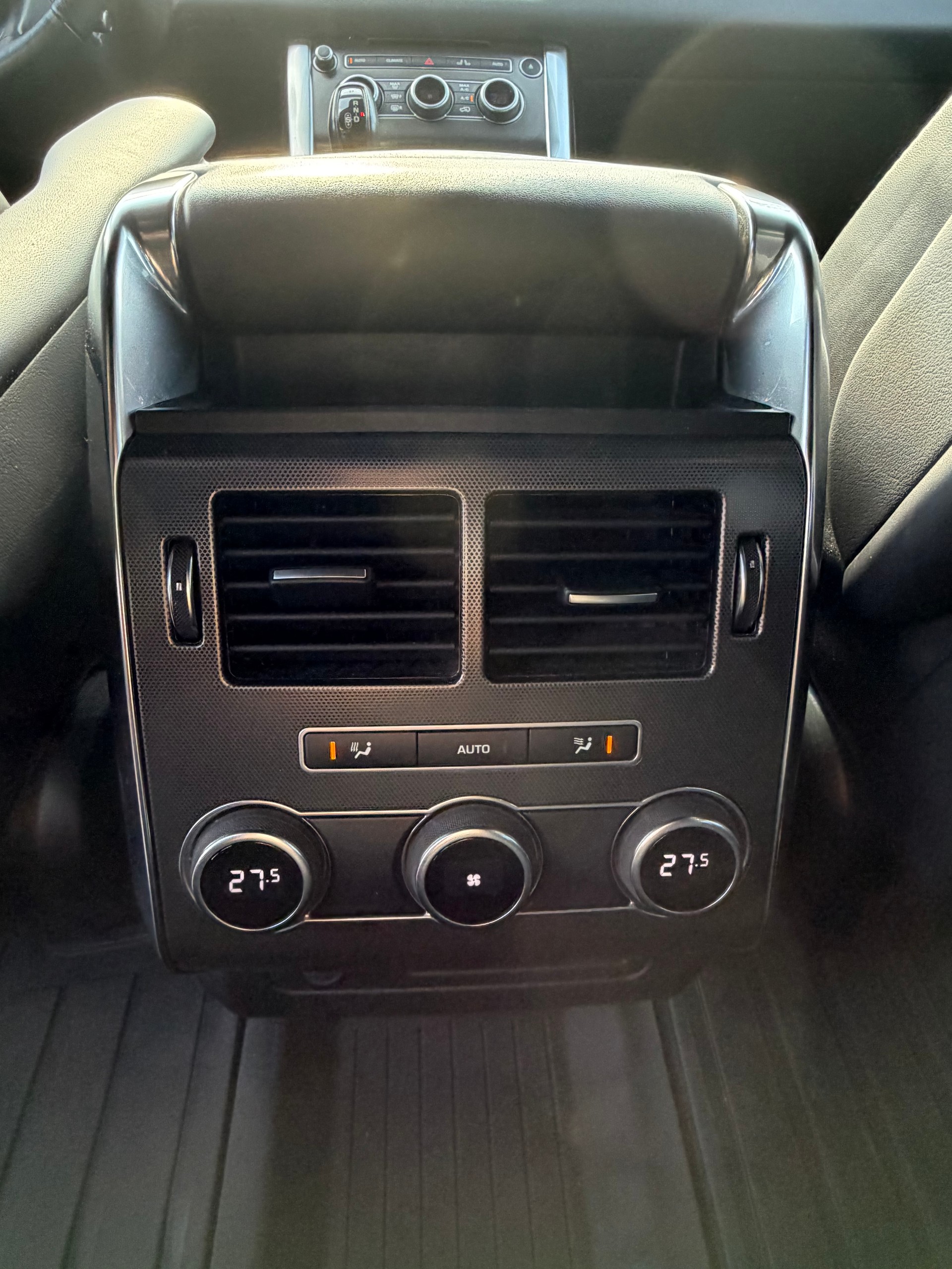 LAND ROVER Range Rover Sport 4.4 SDV8 HSE Automatic-image-12