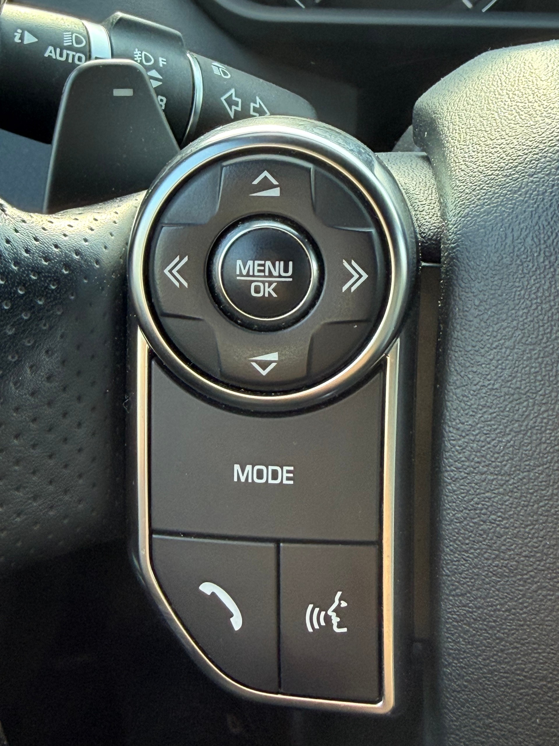 LAND ROVER Range Rover Sport 4.4 SDV8 HSE Automatic-image-15