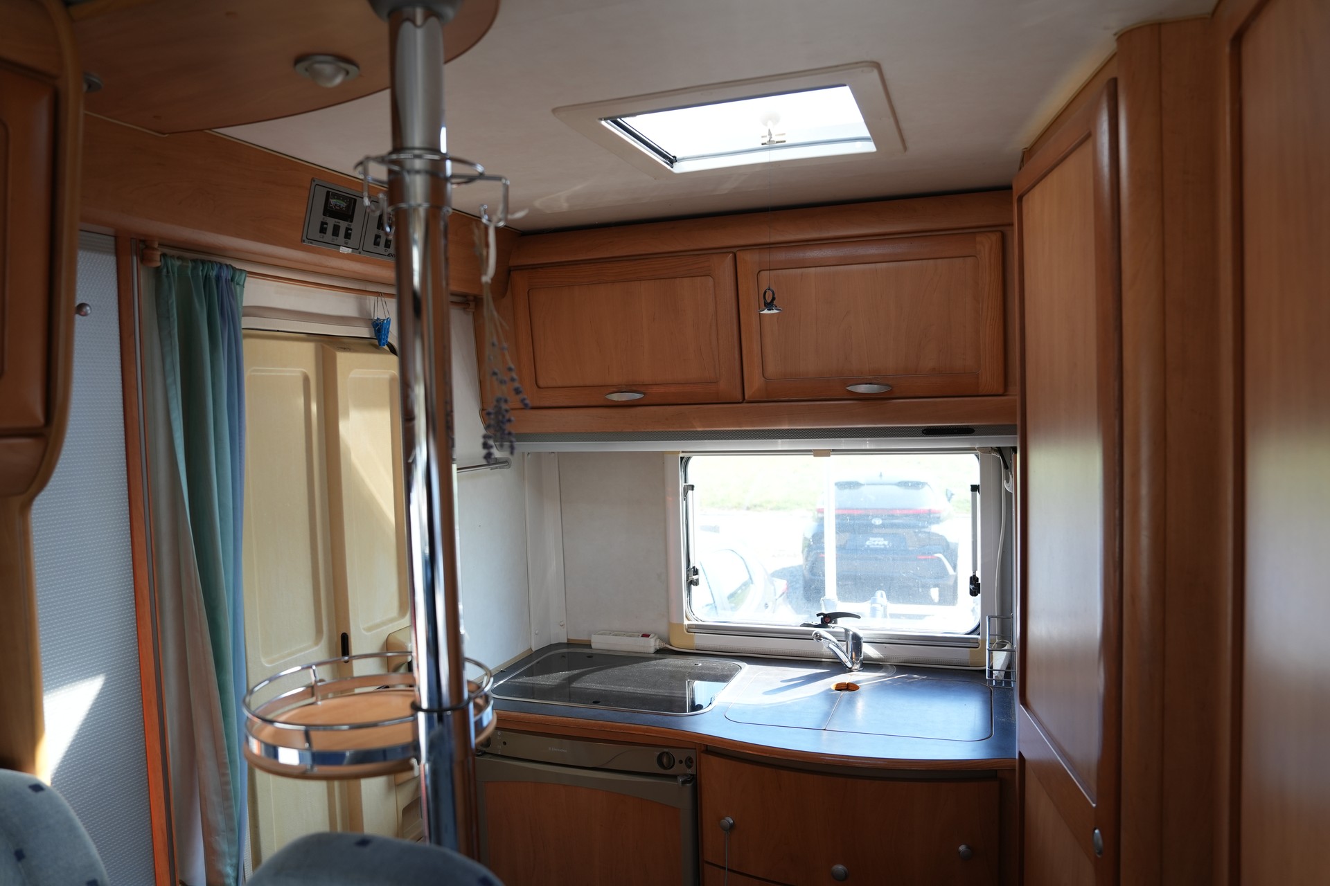 HYMER B544-image-7