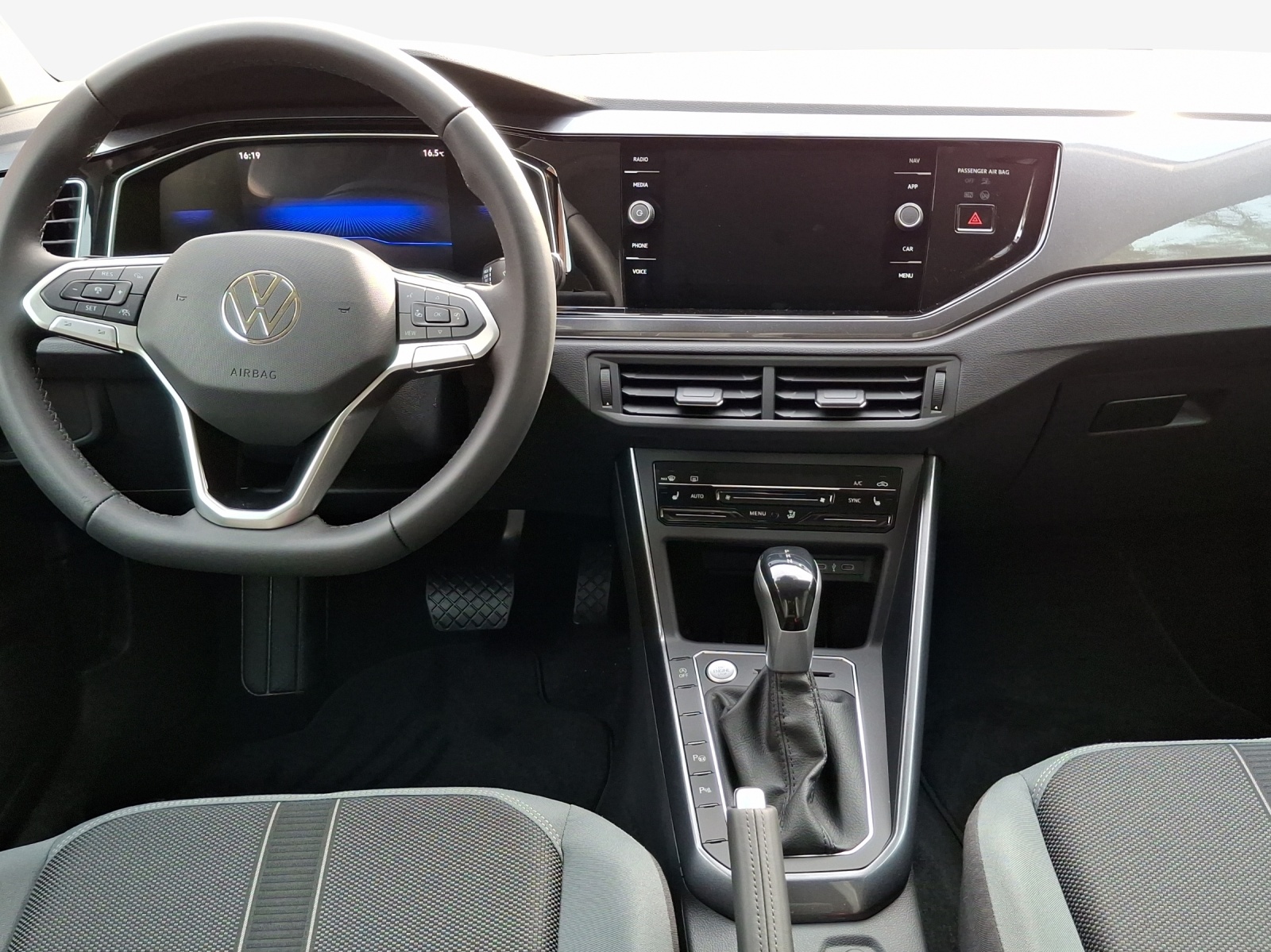 VW Polo 1.0 TSI Style DSG-image-8