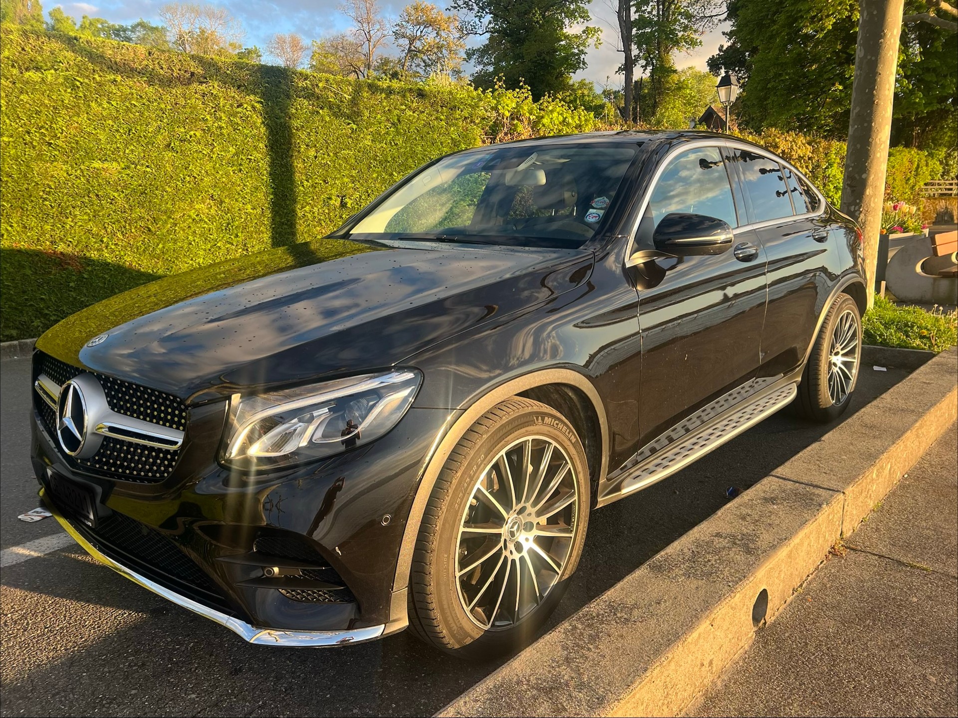 MERCEDES-BENZ GLC Coupé 300 AMG Line 4Matic 9G-Tronic