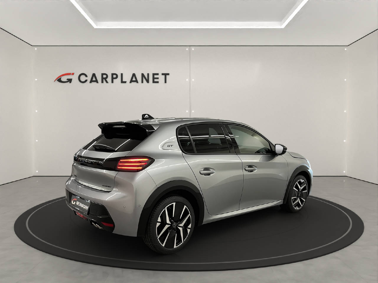 PEUGEOT 208 1.2 Hybrid 145 GT-image-4
