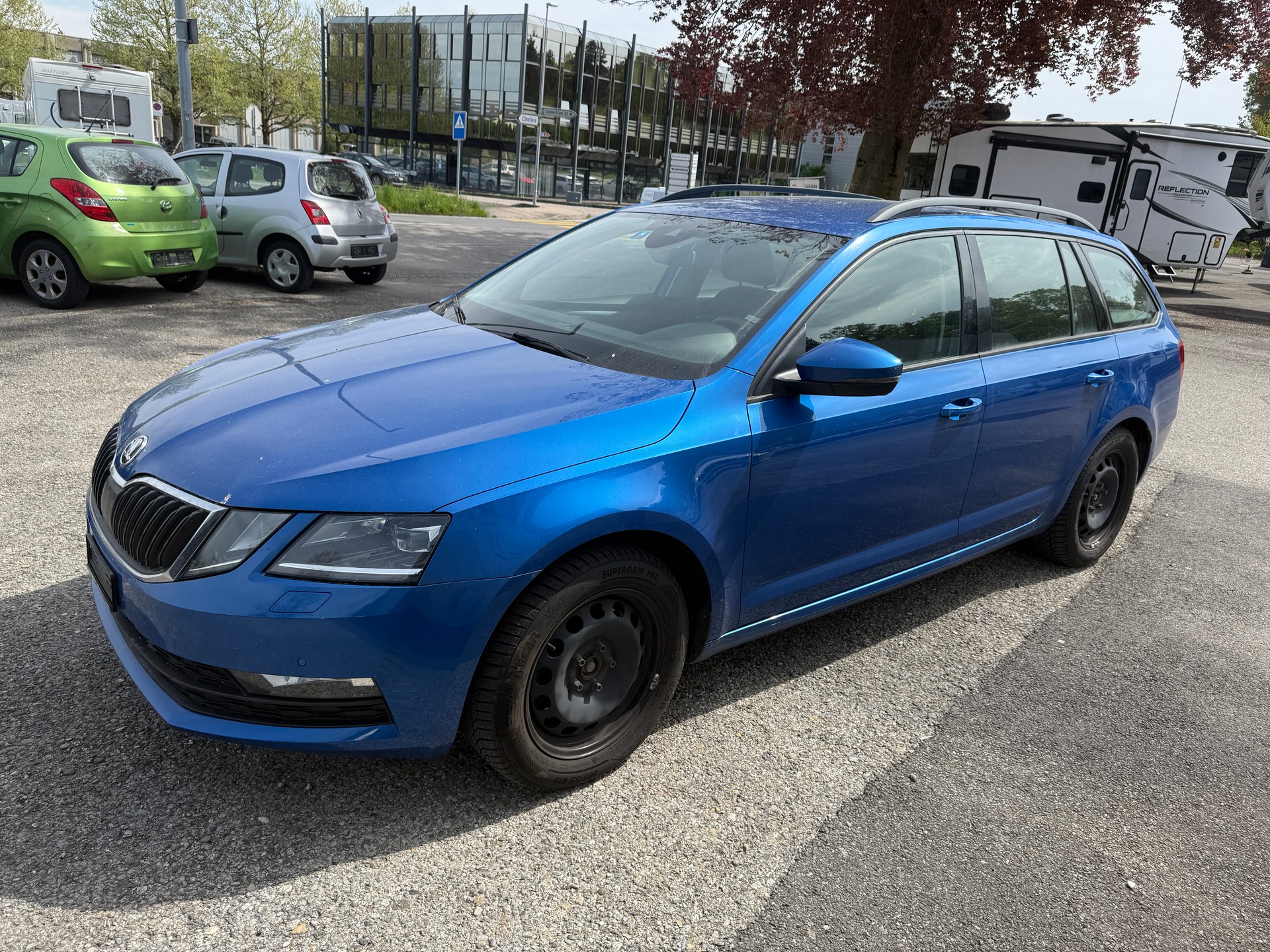 SKODA Octavia Combi 2.0 TSI Style 4x4 DSG-image-1