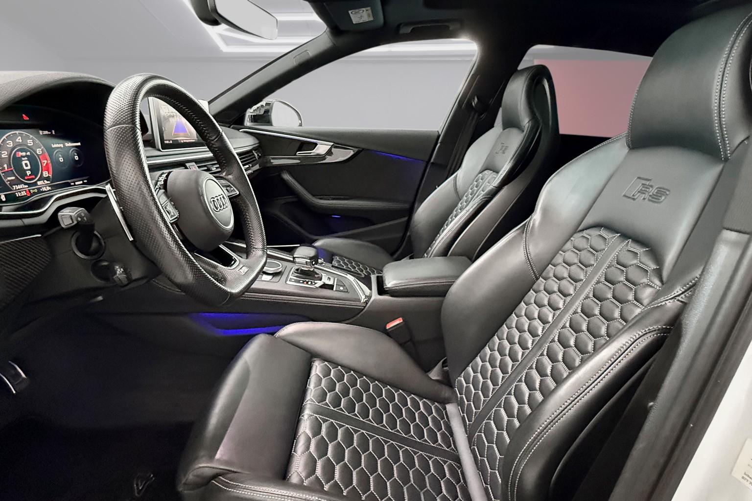AUDI RS4 Avant 2.9 TFSI quattro tiptronic-image-17