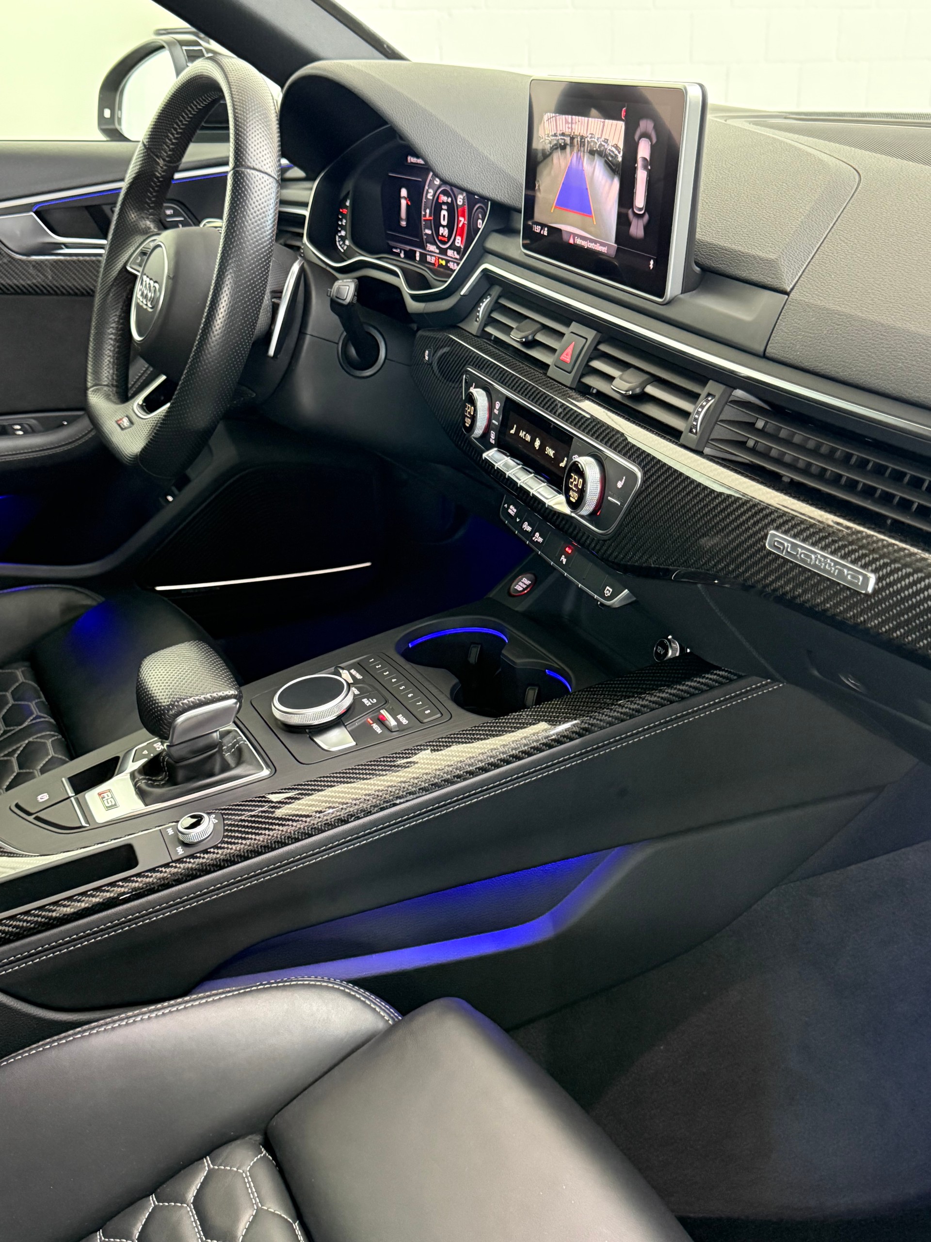 AUDI RS4 Avant 2.9 TFSI quattro tiptronic-image-19