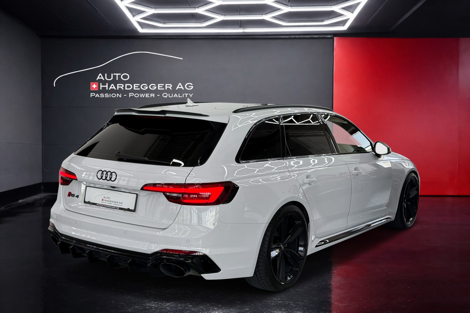 AUDI RS4 Avant 2.9 TFSI quattro tiptronic-image-1