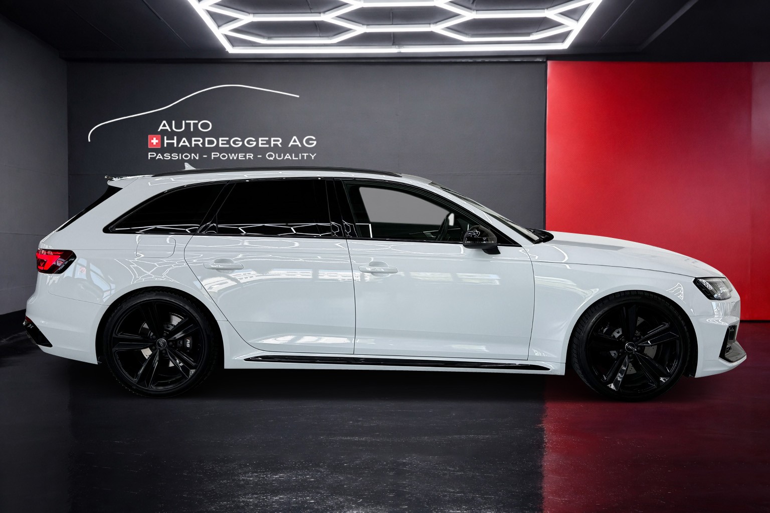 AUDI RS4 Avant 2.9 TFSI quattro tiptronic-image-2