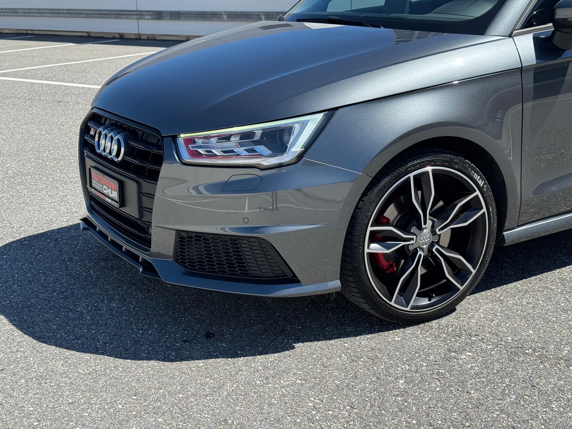 AUDI S1 Sportback 2.0 TFSI Sport quattro-image-7