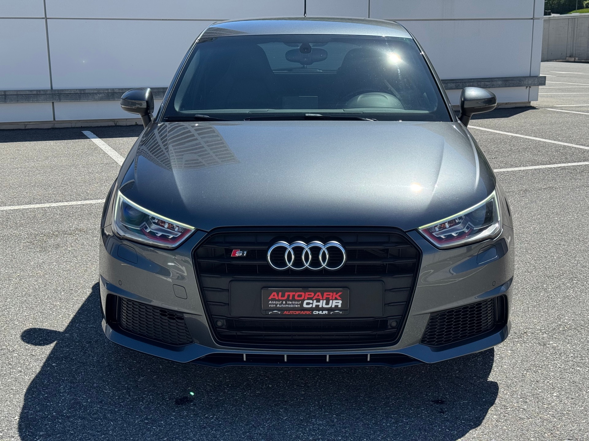 AUDI S1 Sportback 2.0 TFSI Sport quattro-image-6