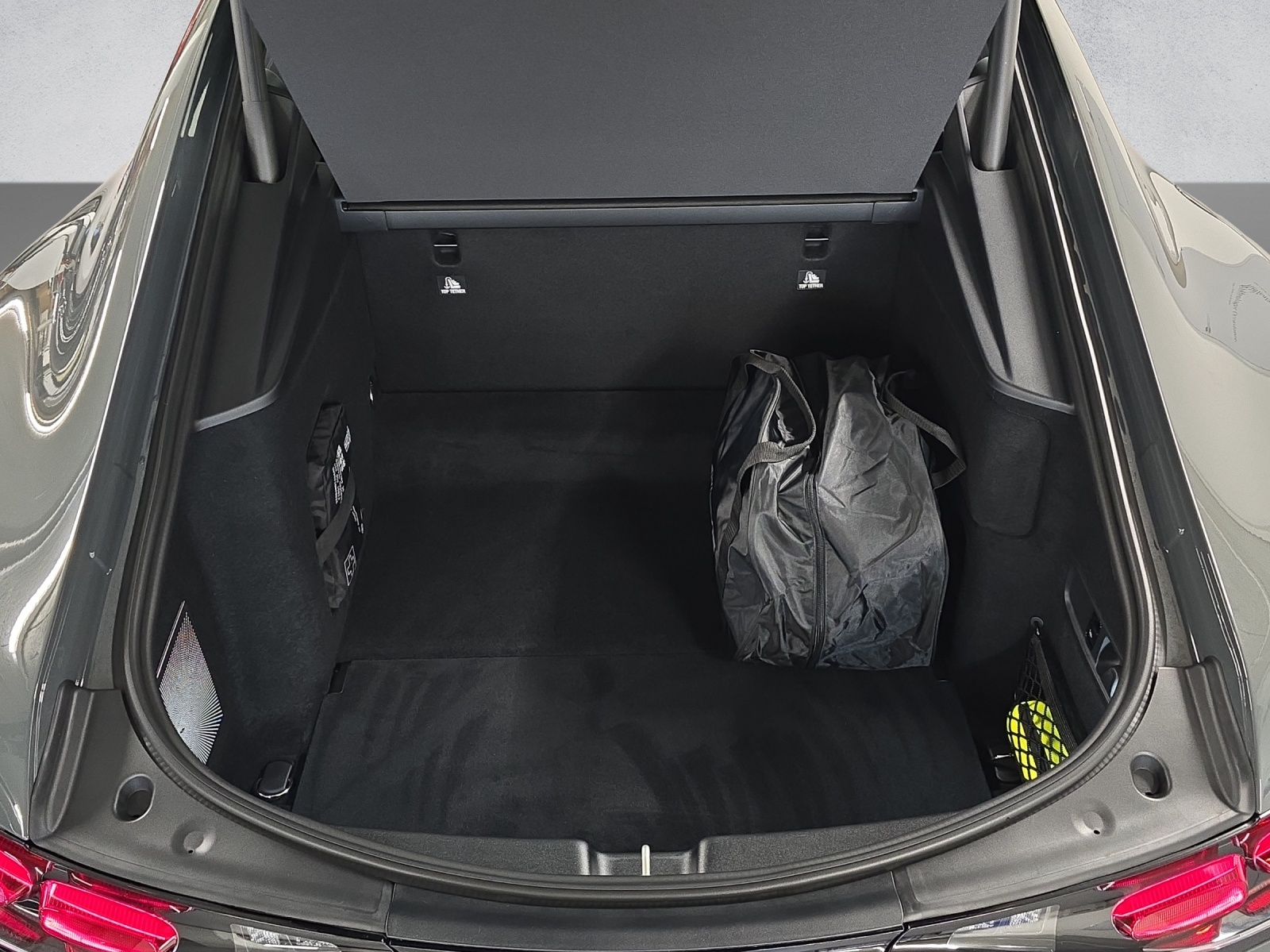 MERCEDES-BENZ AMG GT 63 Pro Executive Edition 4Matic+-image-8