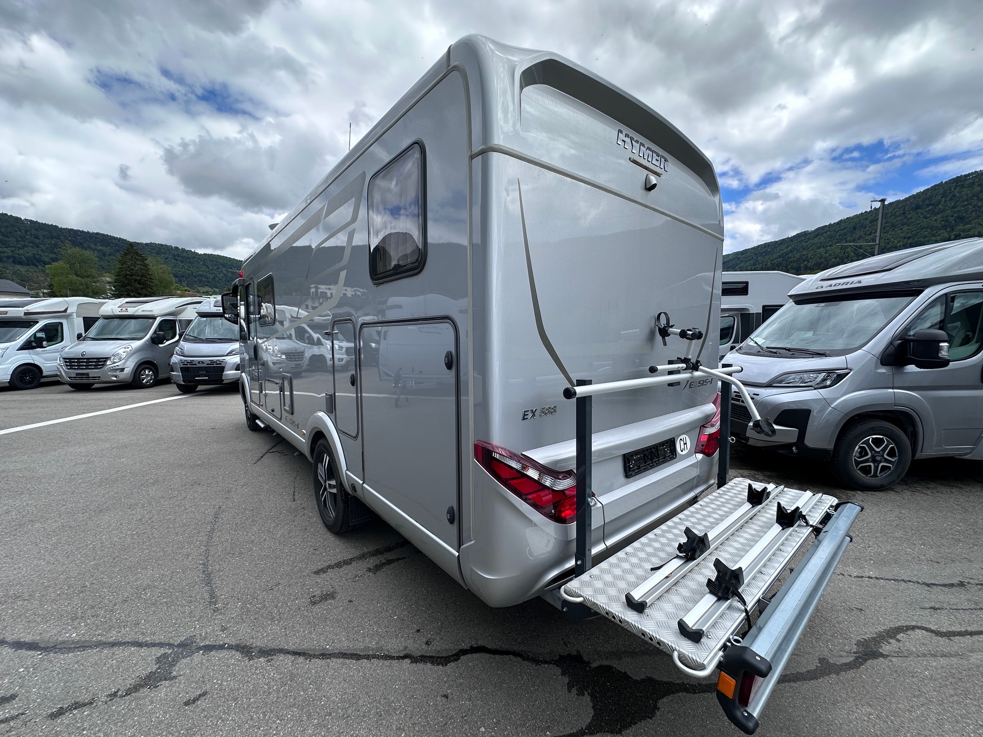 HYMER Exsis - i 588-image-4