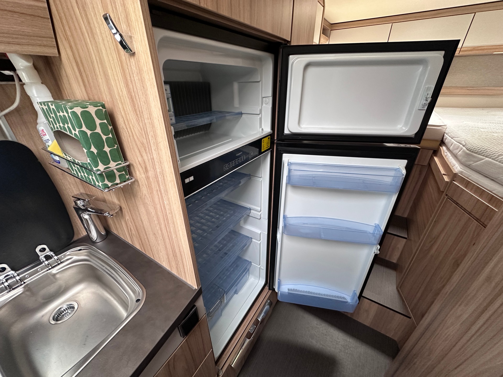 HYMER Exsis - i 588-image-11