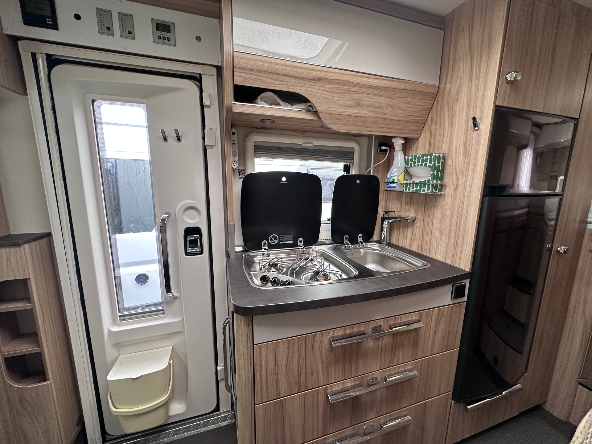HYMER Exsis - i 588-image-10