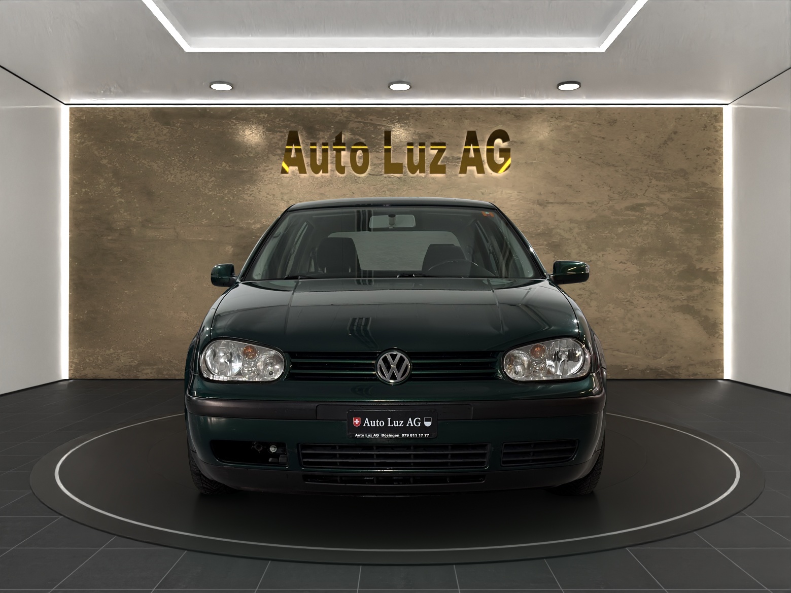 VW Golf 1.6 Automatic-showroom-element-1