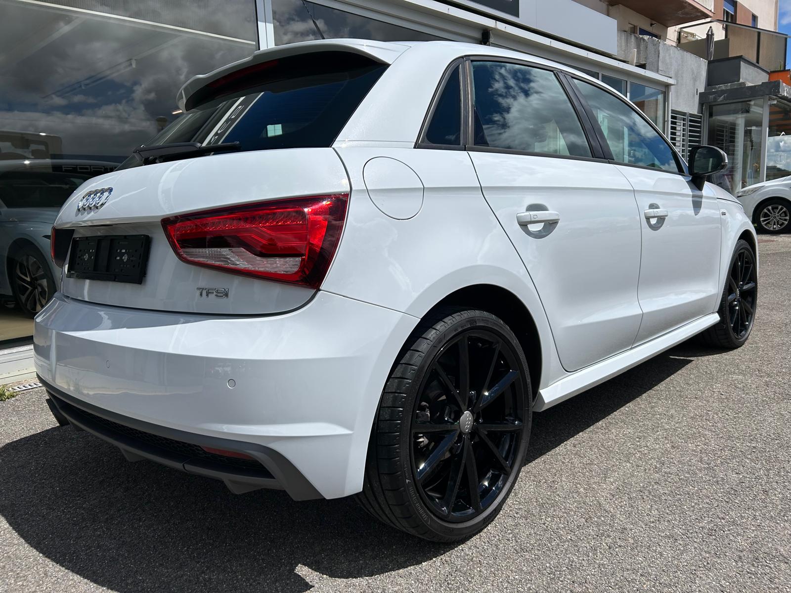 AUDI A1 Sportback 1.4 TFSI Sport S-tronic-image-2