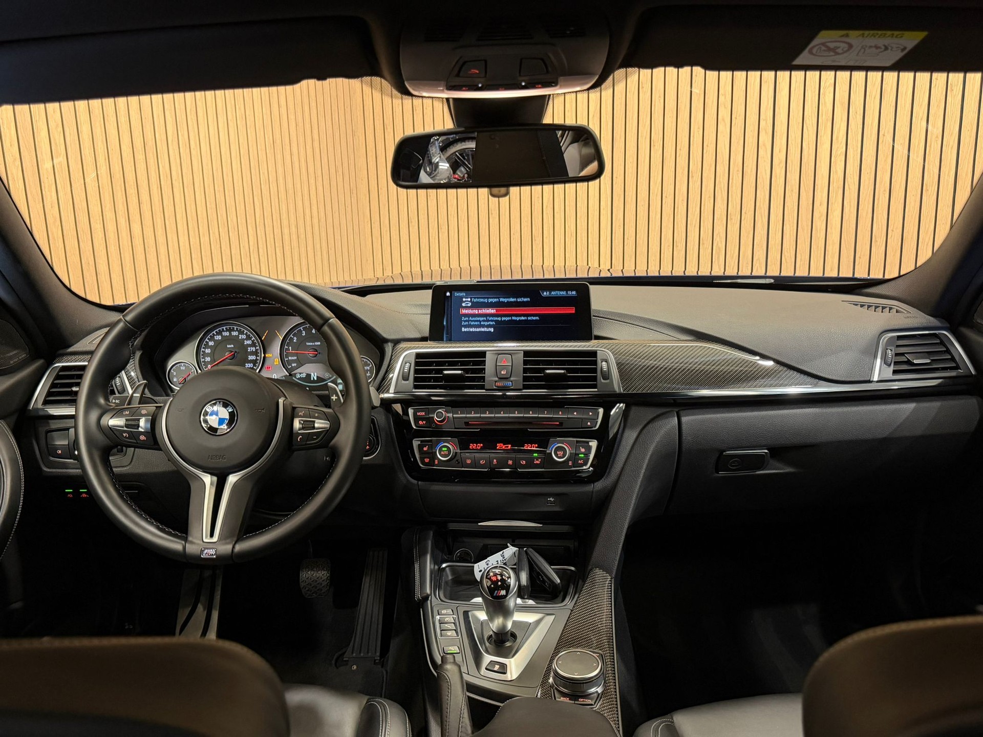 BMW M3 Competition Drivelogic *San Marino Blau*-image-11