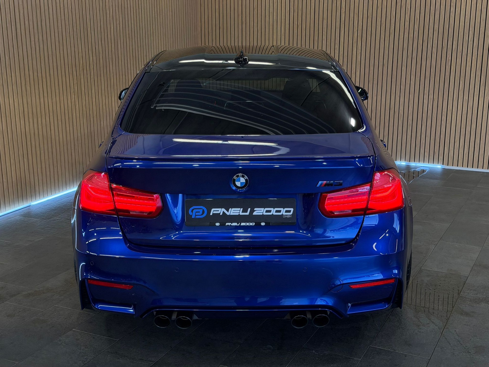 BMW M3 Competition Drivelogic *San Marino Blau*-image-4